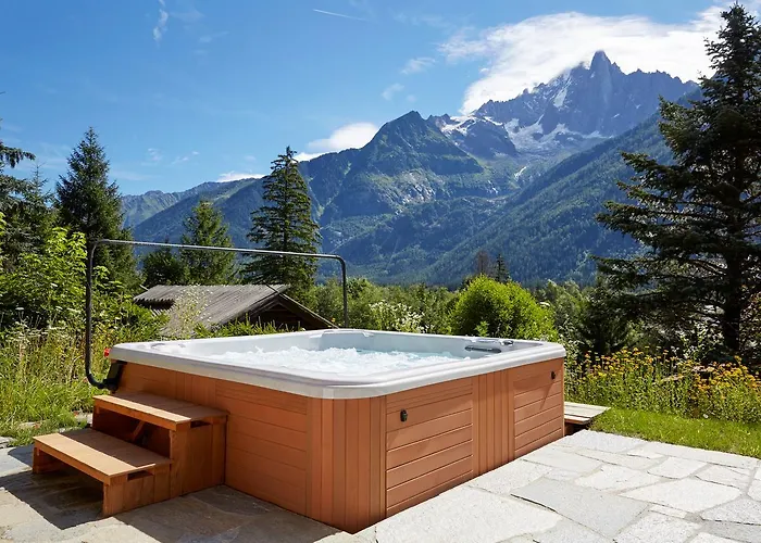 Marmotte Mountain Eco شاليه *